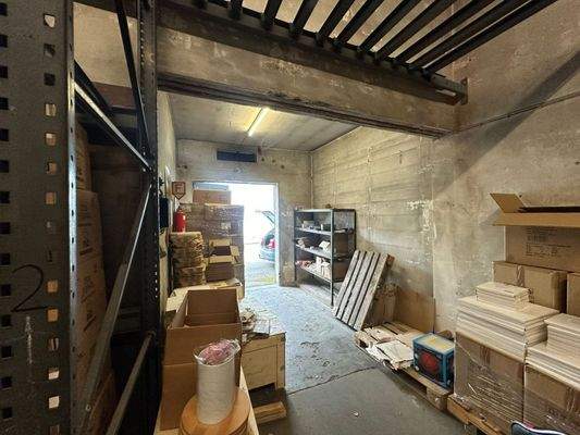 Lagerfläche 90 m²