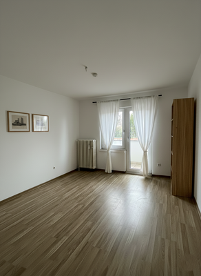 Schlafzimmer mit Balkonzugang WE18 