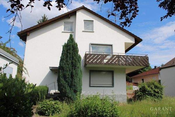 Frontansicht des Hauses