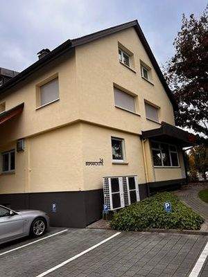 Ansicht von den Stellplätzen aus