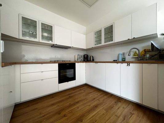 Alles griffbereit, alles aufgeräumt – die Küche für Genießer