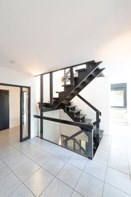 Treppe EG freie Wohnung 