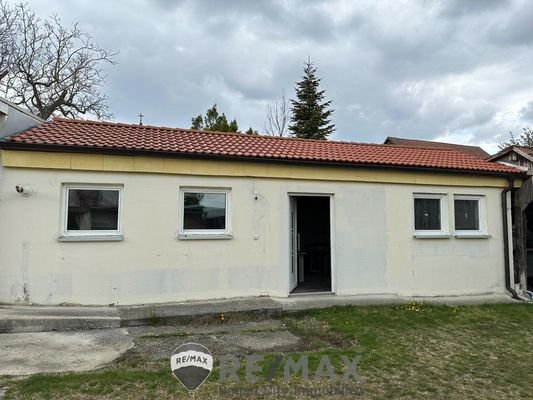 37_Aussen_Nebengebäude