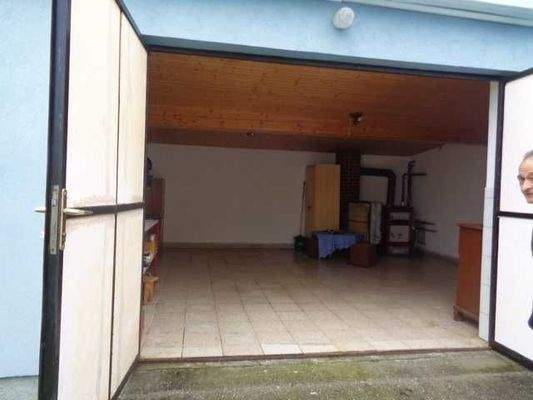 grosse Garage für 2 Pkw