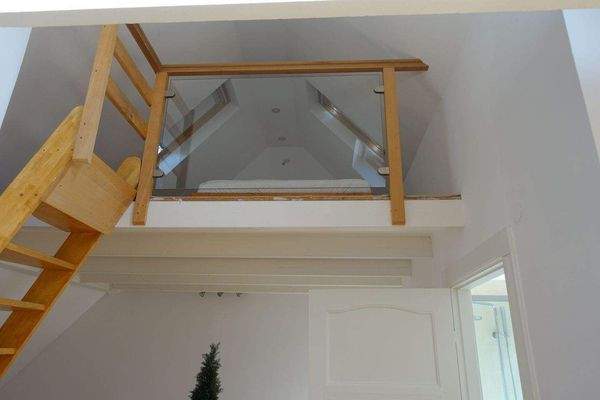 Blick zur Schlafempore.JPG