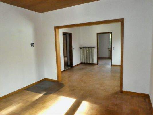 Wohn-/Esszimmer mit Ofenanschussmöglichkeit