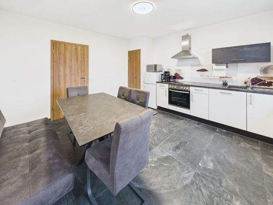 Beispielwohnung Küche mit Essbereich 