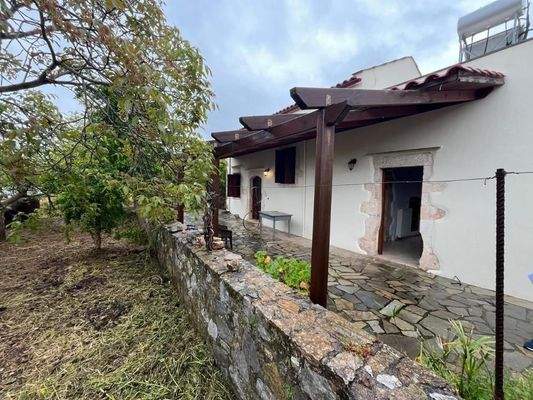 Kreta, Litsarda - Charmantes Steinhaus im Zentrum eines Dorfes zu verkaufen