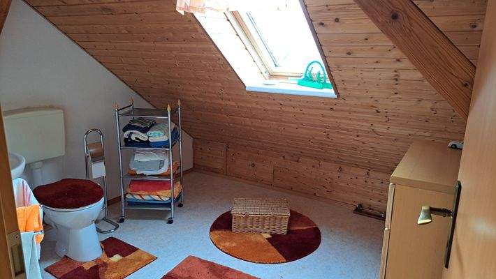 DG - Blick ins Gäste WC.jpg