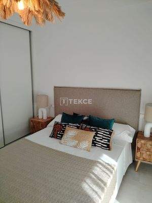 Apartments Influenced by Thai Design in Pilar de la Horadada