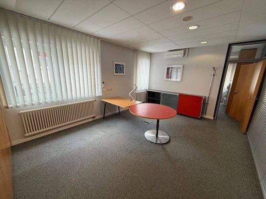 Büroraum.jpg