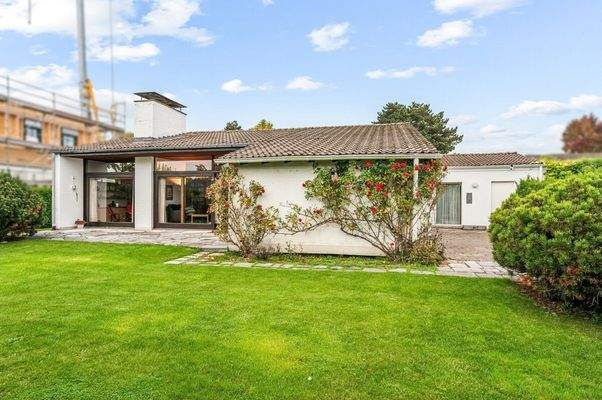 Haus- und Gartenansicht