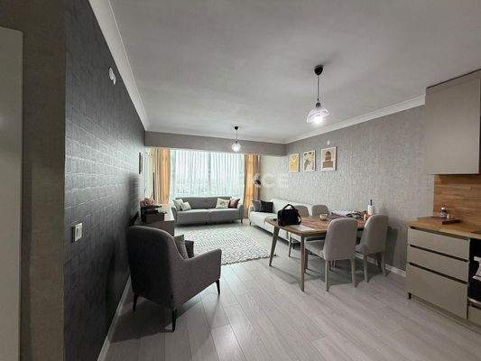 Apartment in a Secure Complex Near the Metro in Ankara Etimesgut