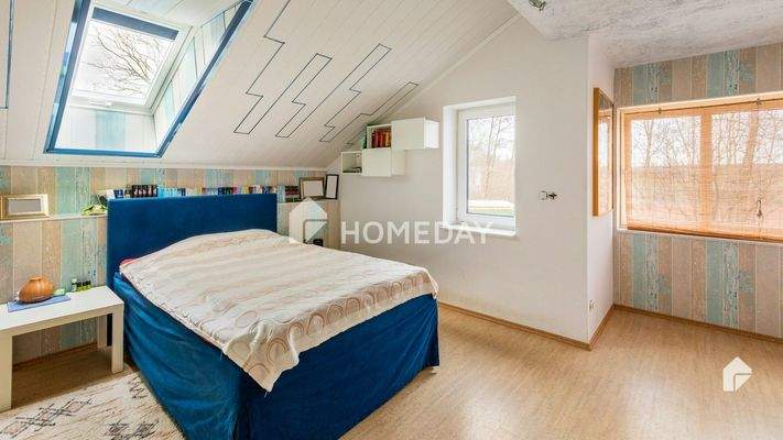 1. OG Schlafzimmer 2 1