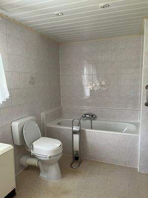 Bad in großer Wohnung 