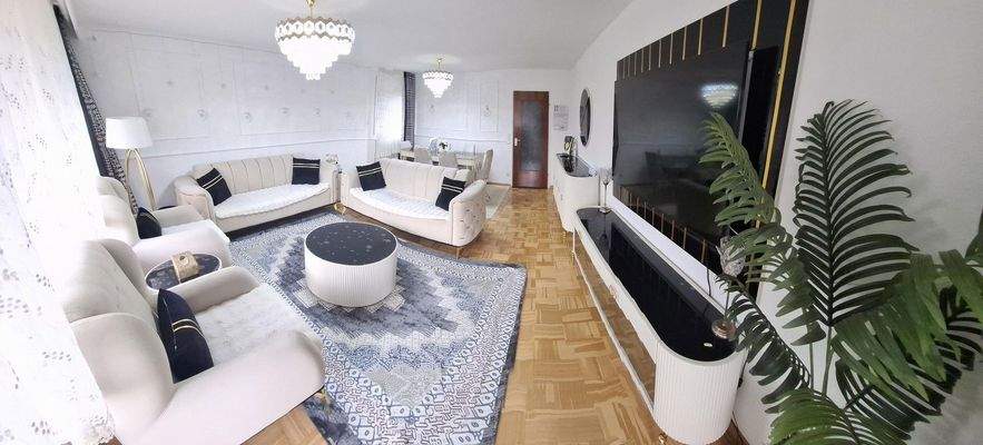 Wohn- und Essbereich