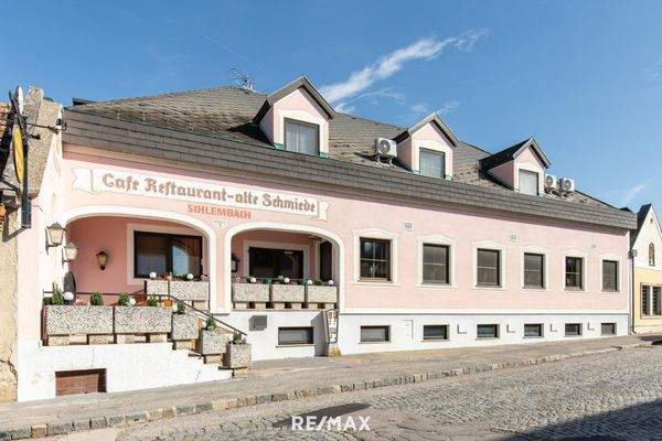 Landgasthof im Sommerein