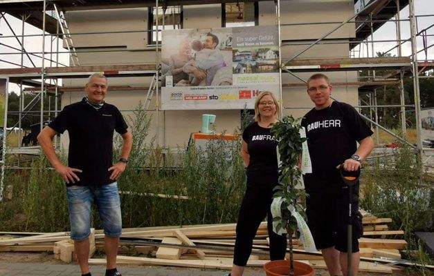 Bauherr mit massa haus