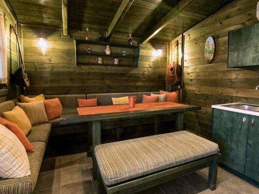 Kreta, Roussospiti: Einzigartige Villa mit separatem Apartment auf großem Grundstück mit Pool zu verkaufen