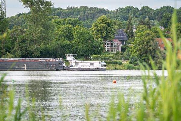 Schöne Lage direkt an der Elbe 