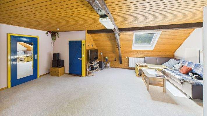 240fb4b5888e4bdd90194fcea86d5819_95_CAM01984G0-PR0