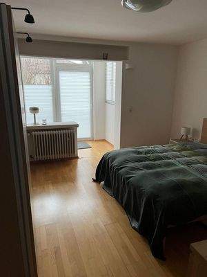 Großes Schlafzimmer