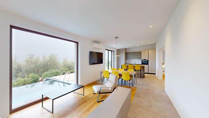 DD-066-16-Villa-con-piscina-e-vista-lago-10292024_