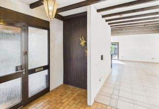 Einladender Eingangsbereich/klare Aufteilung