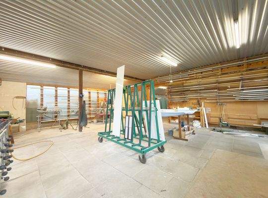 Lager- und Werkstattfläche