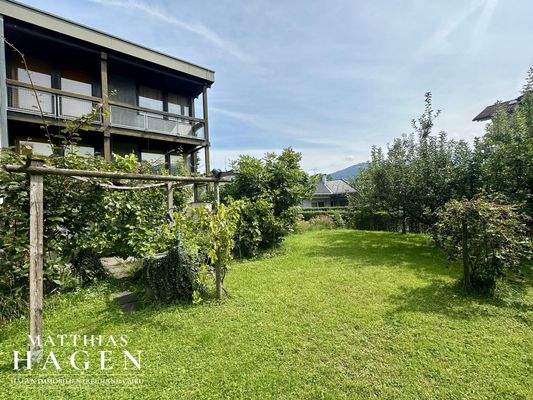 Haus- und Gartenansicht