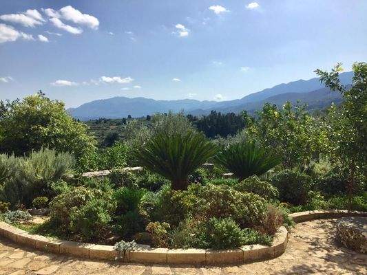 Kreta, Paidochori: Ländliches Steinhaus mit freier Aussicht zu verkaufen