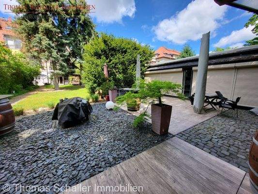 Blick über Terrasse 