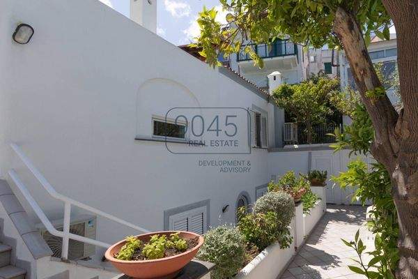 Prestigevilla in Ischia Ponte – Ein Juwel auf den Klippen der Insel Ischia