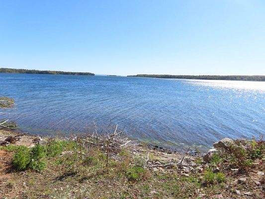 Cape Breton - Bras d`Or Lake - Tolles See-Ufergrun