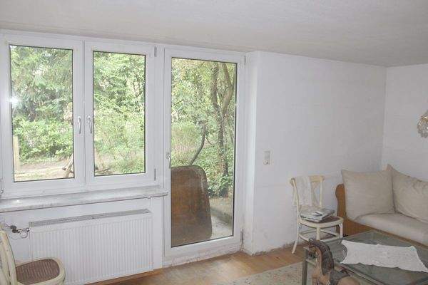 ... in die beiden Bürozimmer ...