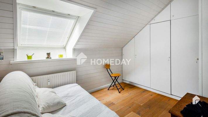 1. OG Schlafzimmer 1