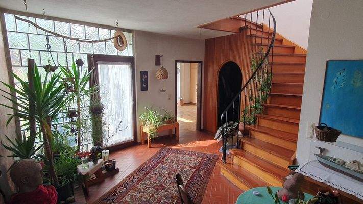 Diele mit OG- u. Gartenzugang