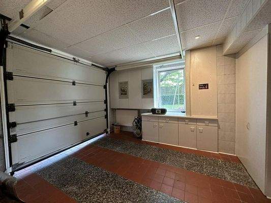 innenliegende Garage