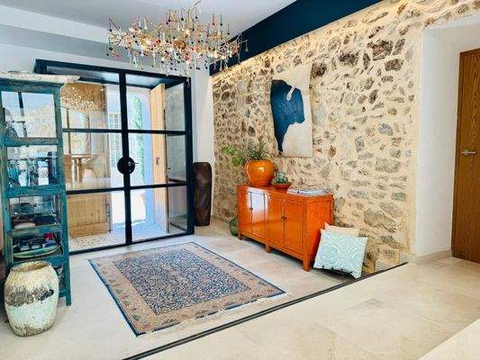 ac9b59d9-7689-442f-bb06-e0b49aff8969