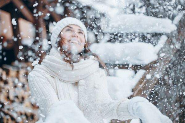 a href=httpsde.freepik.comfotos-kostenlosmaedchen-im-winter .htmBild von bristekjegor auf Freepikamadchen-im-winter