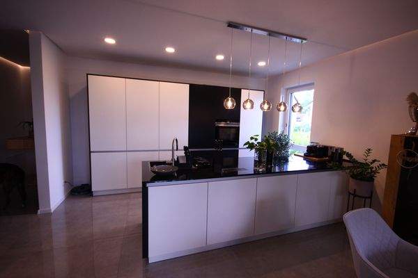 =?UTF-8?Q?EG_Einbauk=C3=BCche_3.JPG?=