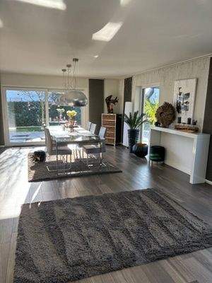 Essbereich u. Terrasse