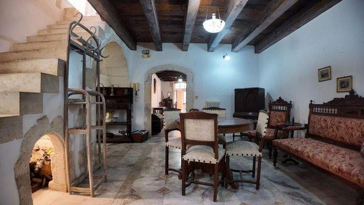 Kreta, Rethymno: Einzigartig gestaltetes Einfamilienhaus zum Verkauf in der Altstadt