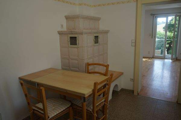 Essküche / Kachelofen