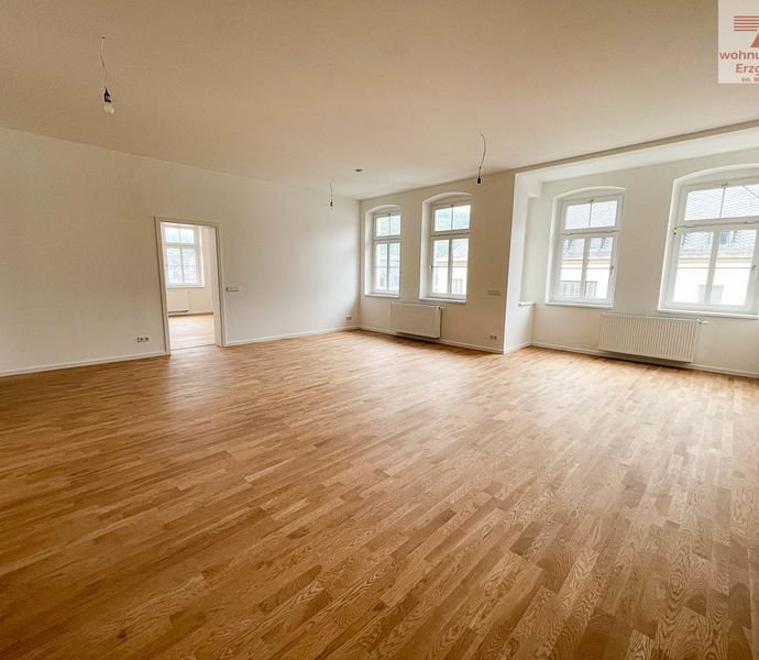 5 Zimmer Wohnung in Aue , Sachs