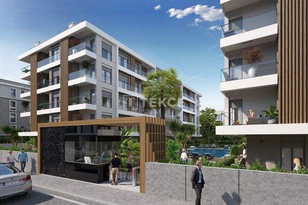 Apartments in a Complex with a Pool Near the Sea in İzmir Karşıyaka