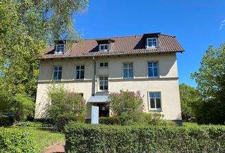 Hausansicht von der Straße