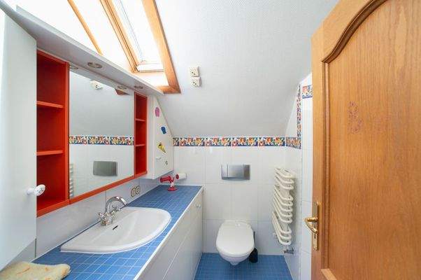 Kinderbad Spitzboden 