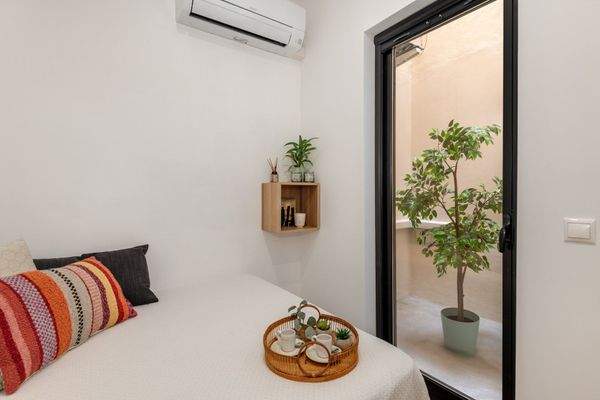 Zweites Schlafzimmer mit Patiozugang 