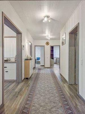 Flur - Werz Immobilien